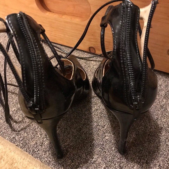 Heels - Picture 4 of 5